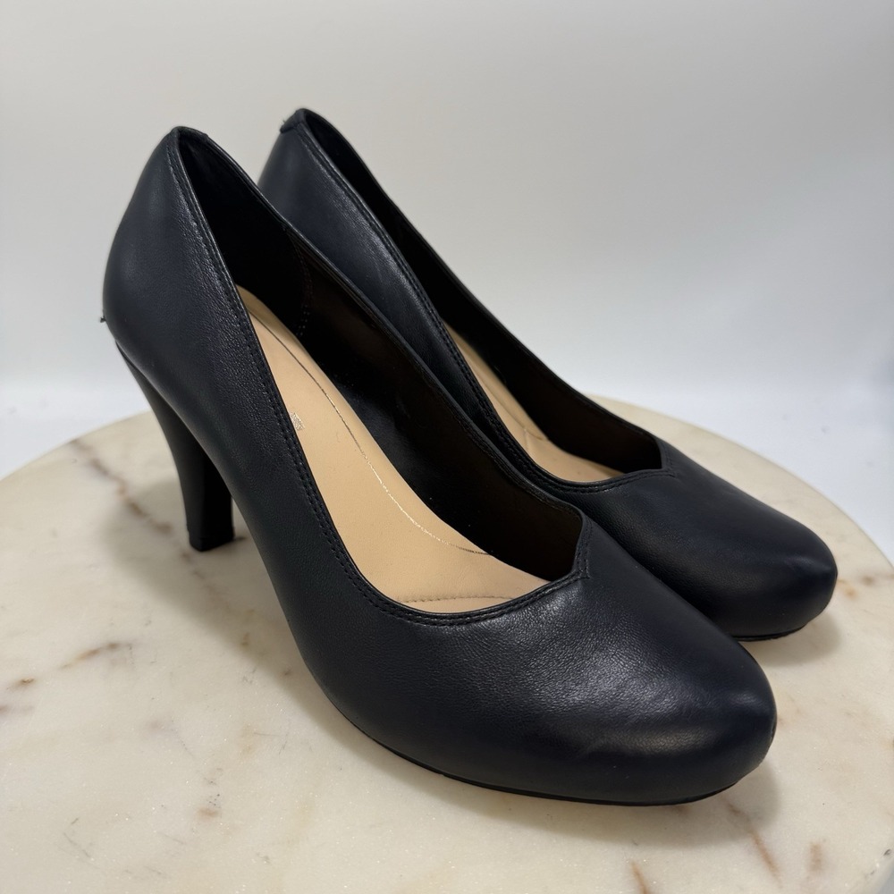 Clarks Dalia Rose Heels Women's 7.5M Black Leather Plush Cushioned Shoes Pumps